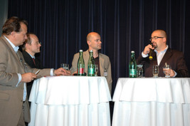 Mietsoftware soll nach langer Durststrecke doch noch abheben - BILD