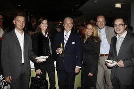 VIPGOURMETclub* Kinopremiere: No Reservations - for members only! -

BILD
