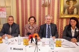 MedEvent Pressekonferenz: Mammakarzinom - sind biologische Therapien die
Zukunft? - BILD