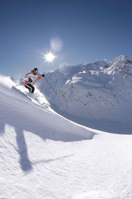 Obergurgl-Hochgurgl startet am 16. November als erste Region
Österreichs in den Skiwinter 2007/08 - BILD