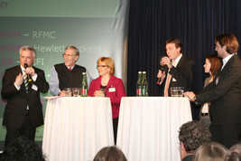 IT-Branche leidet weiter unter Fachkräftemangel - BILD