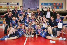 BAU!MASSIV! gratuliert Hypo Tirol zum Cup-Sieg - BILD