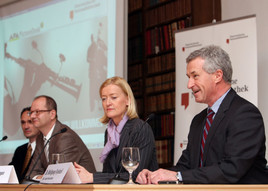 Bildarchiv der Österreichischen Nationalbibliothek nun auf
www.picturedesk.com - BILD