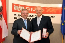 Vizekanzler Molterer mit Casinos Austria-Chef Karl Stoss