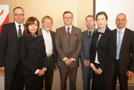 Welldone Marketing- und Kommunikationsberatungsges.m.b.H. Erster Österreichischer Patientenbericht Chronischer Schmerz 2009 -
BILD