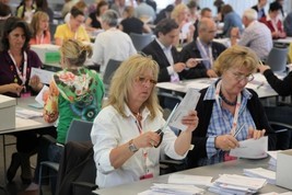 AK Wahl Wien: Fotos von der Stimmauszählung