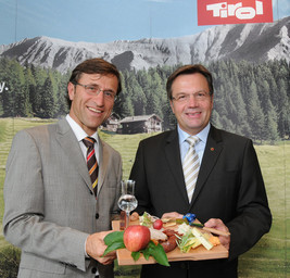 Tiroler Tourismus startet engagiert in den schwierigen Sommer 2009 -
BILD  =
