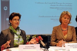 Familienministerkonferenz des Europarates beschäftigt sich mit der Geburtenrate: Diskrepanz zwischen Wunsch und Wirklichkeit  - Bild