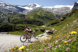 Die Topfahrer der Mountainbike-Szene treten bei der Zillertal Bike
Challenge an - BILD