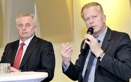 Jugendkonferenz mit Wirtschafts- und Jugendminister Mitterlehner und Arbeits- und Sozialminister Hundstorfer