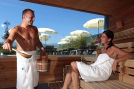 SAUNA-WM 2009: Wer ist der beste Aufgießer und 'Wachler' weit und
breit? - BILD