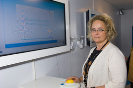 Ministerin Bandion-Ortner besucht Diabetes Dorf - BILD