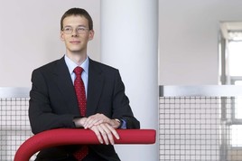 Dipl.- Ing. Erwin Teufner zum Chief Technical Officer von
Alcatel-Lucent Austria ernannt - BILD