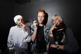 Weltneuheit: Blue Elph(R) The Magic Powder bringt den ersten guten
Stoff zum Powdern - BILD