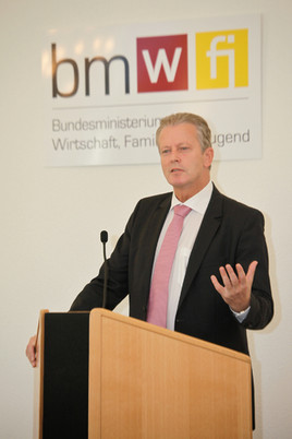 Mitterlehner gibt Startschuss für neue Tourismus-Strategie
 - BILD