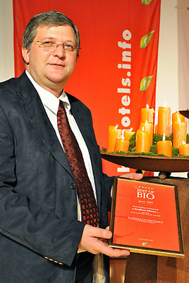Weltpremiere: Best of BIO Spirits 2009 prämiert BIO-Spitzendestillate
- ANHÄNGE