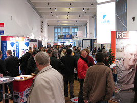 Volles Haus bei der Erste Wohnmesse 2009