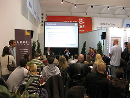 Volles Haus bei der Erste Wohnmesse 2009