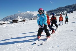 Silberregion Karwendel/Tirol verlängert kostenlose
Kinderskikurs-Aktion - BILD