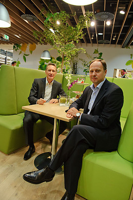 REWE International AG Frisch eröffnete MERKUR Märkte in Leibnitz und Braunau - in neuem
Design - BILD