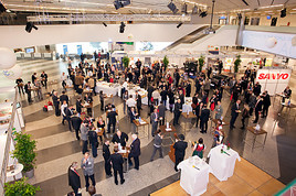 Das Austria Center Vienna punktet mit Firmenevents und Kongressen. Im Bild die envietech 2010, internationaler Kongress für Umwelttechnik, der am 4.  ...
