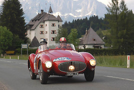 Die Kitzbüheler Alpenrallye: Lebendige Tradition auf vier Rädern -
BILD