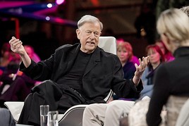 BILD zu OTS - Claus Peymann ist zu Gast bei Talk im Hangar-7