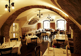 eat & meet  - Kulinarisch-vergnügliches Festival in Salzburger
Altstadt-Gastronomie - ANHÄNGE