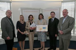 Fachhochschule des bfi Wien unterstützt St. Anna Kinderkrebsforschung
- BILD