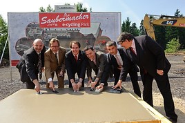 Saubermacher Dienstleistungs AG 'Saubermacher e-cycling Park': erste umfassende Aufbereitungsanlage
für Elektroaltgeräte im Alpe-Adria-Raum - BILD =