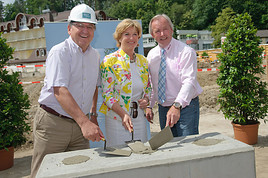 Wasser marsch im Sommer 2012: Grundsteinlegung der KÄRNTEN THERME Warmbad-Villach  =