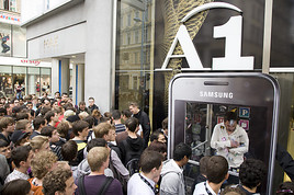 Ab ins smarte Leben: A1 verlost 50 Samsung Galaxy S - BILD  =
