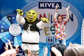 PREMIERE: NIVEA-Familienfest in St. Michael im Lungau: Spaß, Bewegung
und Shows für die ganze Familie - BILD