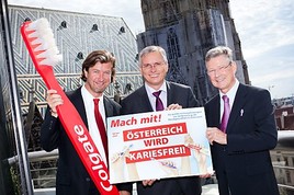 Colgate-Palmolive Handzahnbürsten sind den Österreichern am liebsten.
Manche mögen`s hart, viele mittel und andere weich. - ANHÄNGE