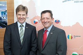 dm drogerie markt GmbH Hervorragende Entwicklung bei dm drogerie markt - ANHÄNGE