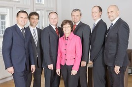 10 Jahre am Puls von Politik und Wirtschaft - BILD