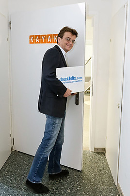 Weltweit führende touristische Suchmaschine KAYAK übernimmt
checkfelix.com - BILD  =
