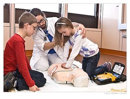 Einfach Leben retten: Massenreanimation und Feier erfolgreich Wiederbelebter in Wien