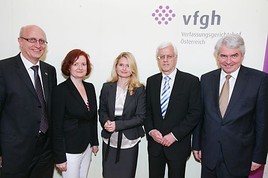 Salzburger Alumni Club im Verfassungsgerichtshof  - BILD