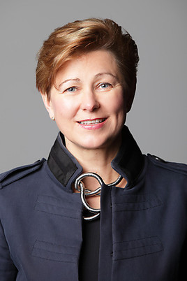 Martina Pecher unter den ersten zertifizierten Aufsichtsrätinnen -
BILD