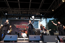 Riesenandrang bei Auftakt zu '10 Jahre MQ'.