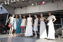 WOMAN Roadshow - Live on Tour