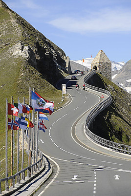 Höchste Bergankunft: Großglockner Hochalpenstraße nach 1971 wieder Teil des Giro d'Italia
 =
