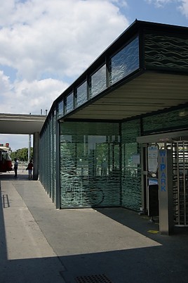 Sommeraktion in der Radgarage Kennedybrücke: Saisonkarte für nur 19
Euro - BILD