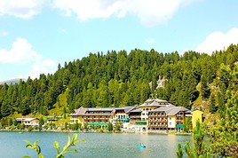 Hot in the City - Cool in the Mountains: Sommerfrische am Berg im
Seehotel Jägerwirt - BILD