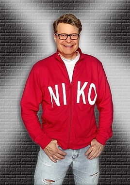 Hennes Bender als Stargast bei schmähstadl-Saisonauftakt in Österreichs bestem Comedy Club.