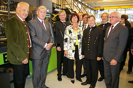 BILD zu OTS - Im Bild v.l.n.r.: Bürgermeister Dr. Matthias Konrad, Universitätsratsvorsitzender Dr. Hannes Androsch, Univ.Prof. Dr. Walter  ...