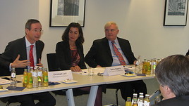 Basel III: Deutsche und österreichische Wirtschaft treten gemeinsam
für Verbesserungen bei Unternehmenskrediten ein - ANHÄNGE