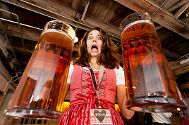management club Auch 2011 hieß es wieder:
O'zapft is beim mc-Oktoberfest ! - BILD