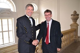 BILD zu OTS - Montanuniversität leoben: Vizerektor Peter Moser und Klaus Sapetschnig.